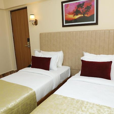 Gadiraju Palace Convention Centre & Hotel Visakhapatnam Eksteriør bilde