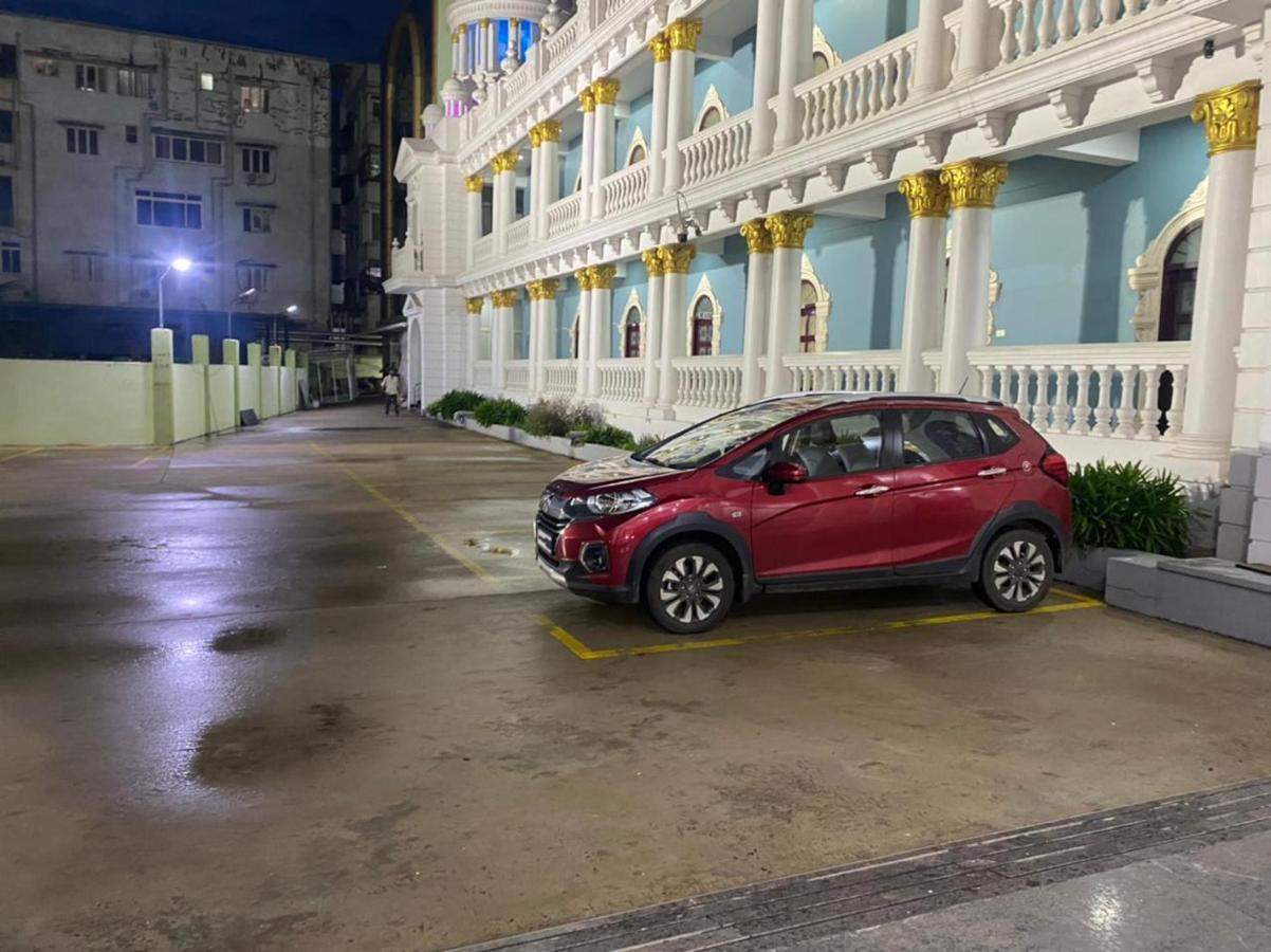 Gadiraju Palace Convention Centre & Hotel Visakhapatnam Eksteriør bilde