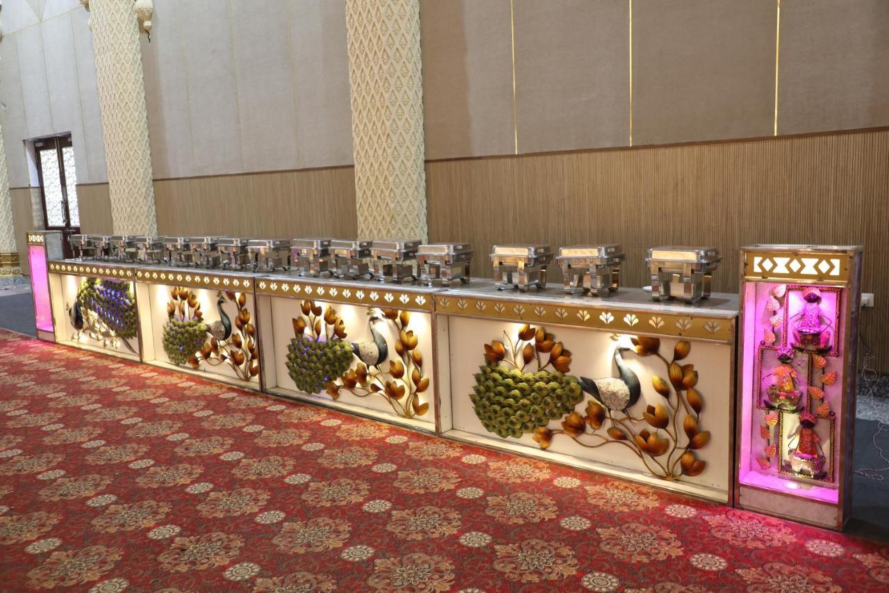 Gadiraju Palace Convention Centre & Hotel Visakhapatnam Eksteriør bilde
