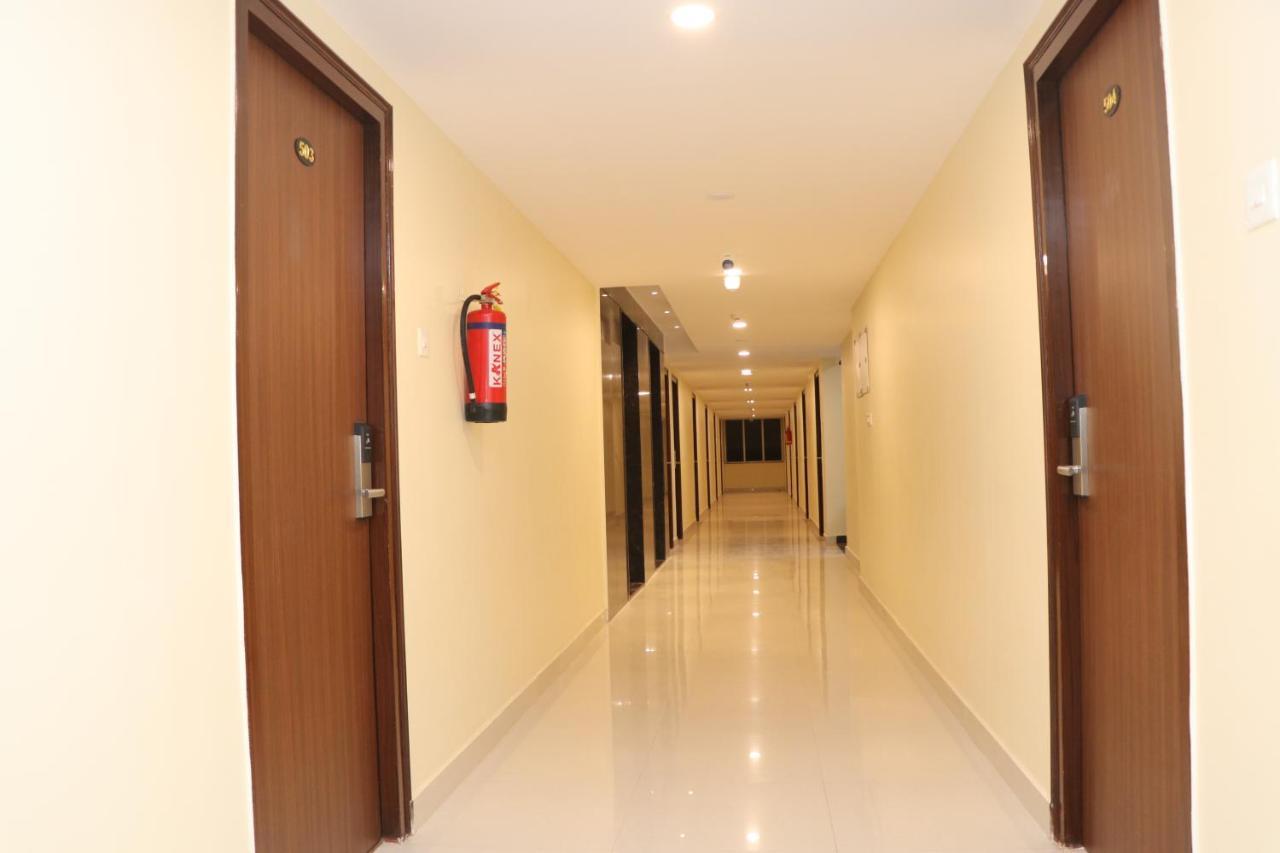 Gadiraju Palace Convention Centre & Hotel Visakhapatnam Eksteriør bilde