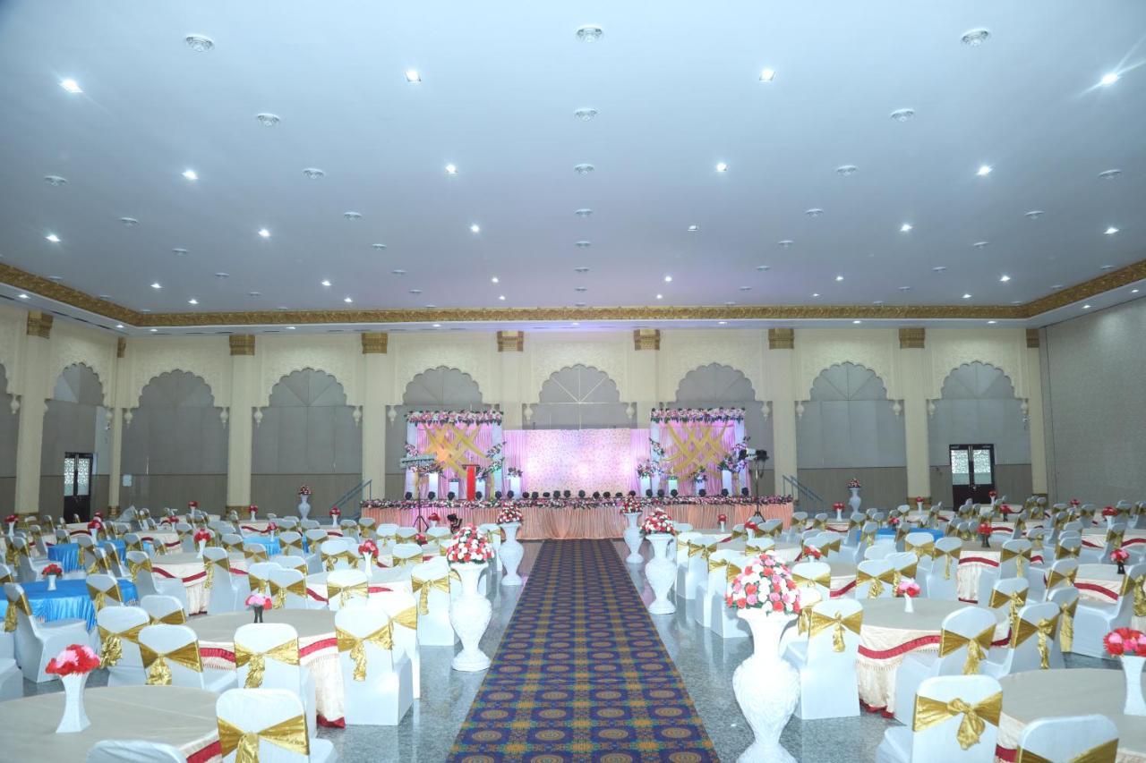 Gadiraju Palace Convention Centre & Hotel Visakhapatnam Eksteriør bilde